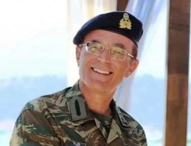 Καρδιακό επεισόδιο νέου Α/ΓΕΣ: Εκανε «μπαλονάκι» - Οι γιατροί του συνέστησαν «να αποφεύγει το υψηλό στρες»!